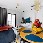 아파트 Golden Sarandë
